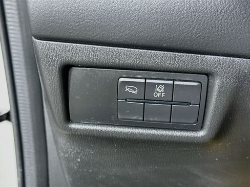 Used 2025 MAZDA CX-5 AWD 2.5 S w/ Select Package image 17