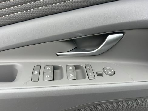 New 2026 Hyundai Elantra Sport image 8