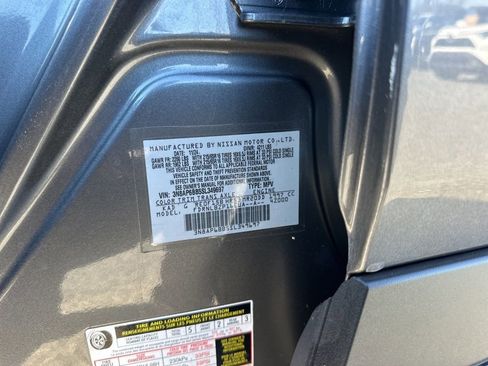 Used 2025 Nissan Kicks S image 32