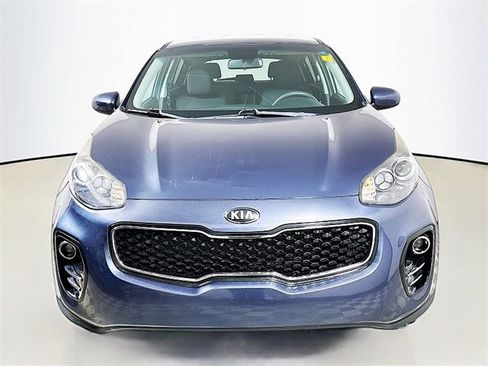 Used 2017 Kia Sportage LX image 2