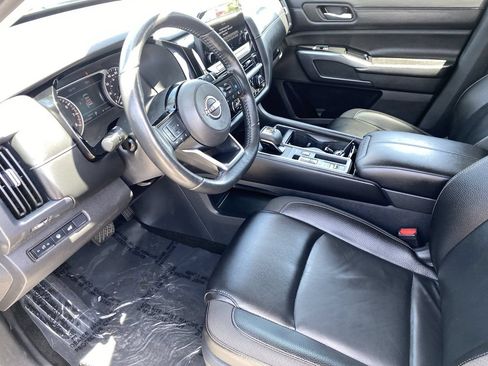 Certified 2024 Nissan Pathfinder SL FWD image 29