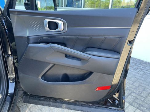 Used 2023 Kia Sorento SX FWD image 32