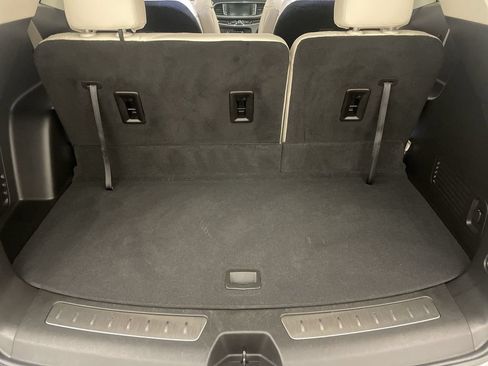 Used 2024 Buick Enclave Essence w/ Trailering Package, 5000 lbs. FWD image 18