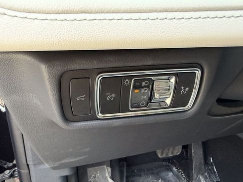 New 2026 Lincoln Aviator AWD image 11