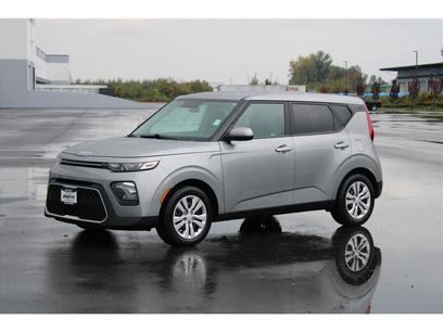 Used 2022 Kia Soul LX