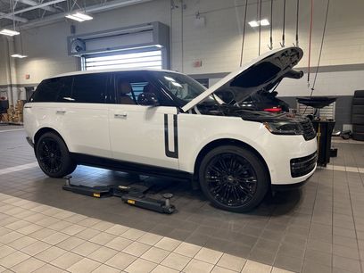 Used 2024 Land Rover Range Rover Long Wheelbase SE