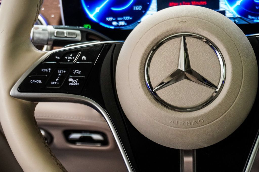 Used 2023 Mercedes-Benz EQS 450+ SUV image 15