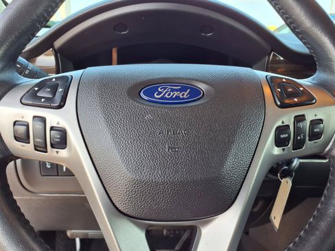 Used 2013 Ford Flex SEL FWD image 19