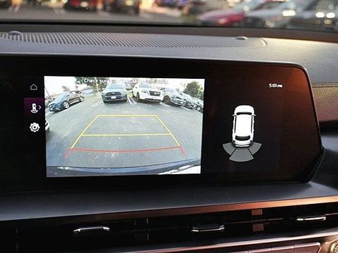 Used 2024 Kia Telluride LX image 27