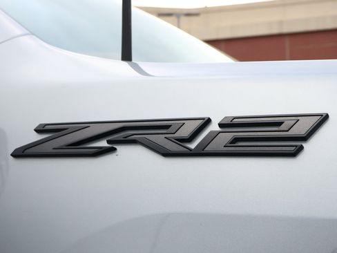 Used 2025 Chevrolet Silverado 2500 ZR2 w/ Technology Package AWD/4WD image 31