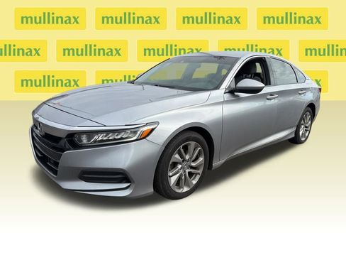Used 2018 Honda Accord LX image 4
