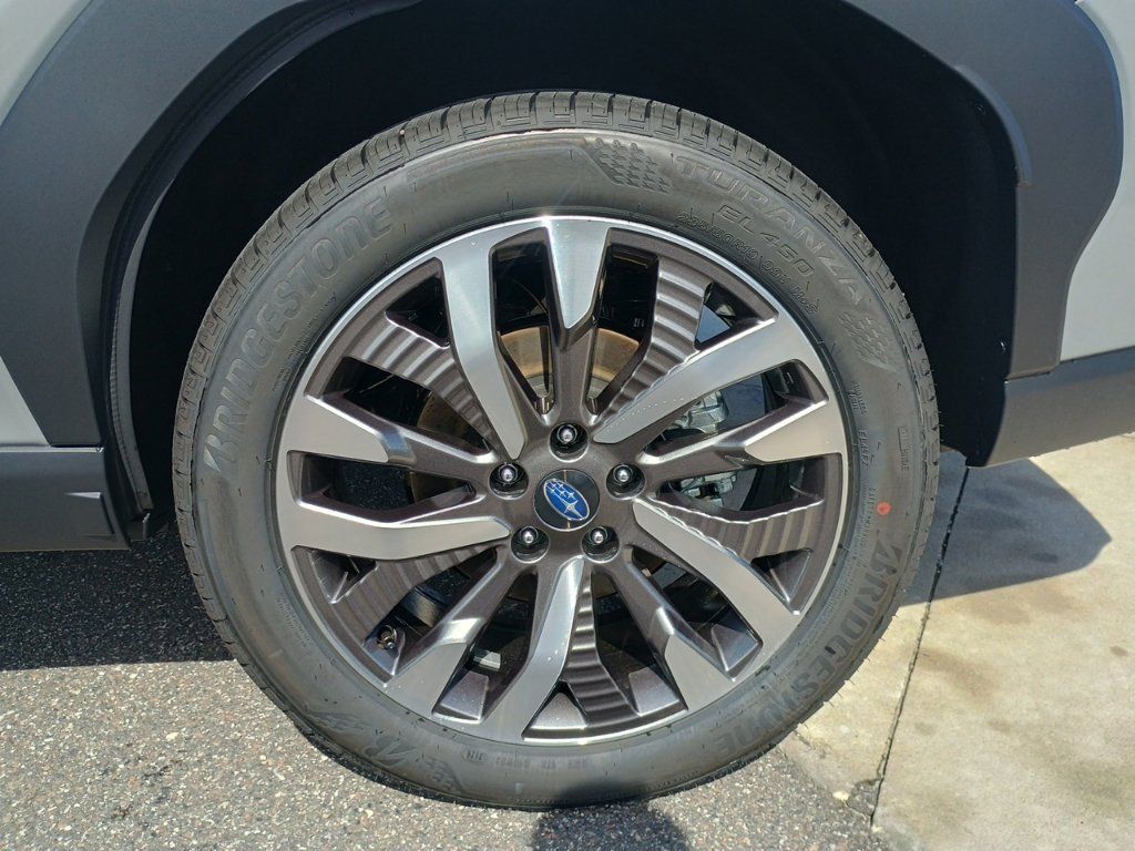 New 2026 Subaru Forester Touring AWD/4WD image 10