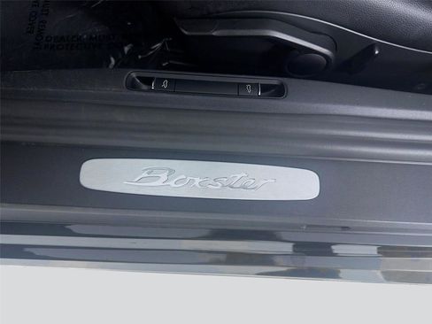 Certified 2021 Porsche 718 Boxster image 12