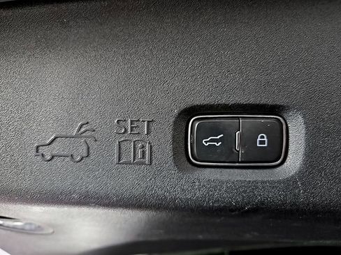 Certified 2025 Ford Expedition Max Active image 33