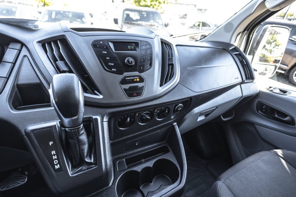 Used 2017 Ford Transit 250 130 Low Roof w/ Exterior Upgrade Package RWD image 11