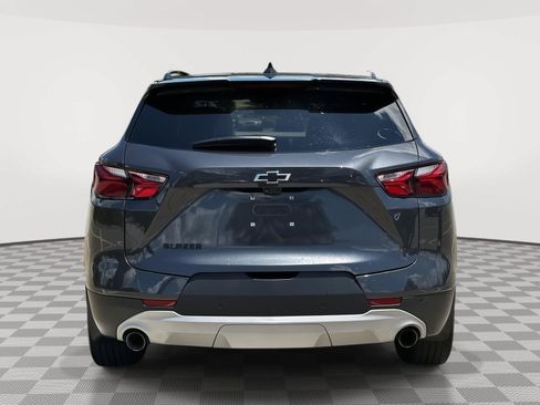 Used 2022 Chevrolet Blazer LT w/ Sound & Technology Package FWD image 5