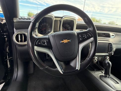 Used 2014 Chevrolet Camaro LT RWD image 10