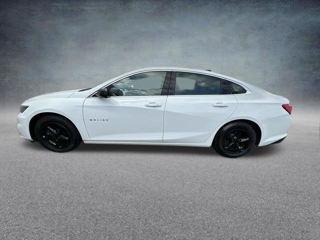 Used 2017 Chevrolet Malibu LS FWD image 3