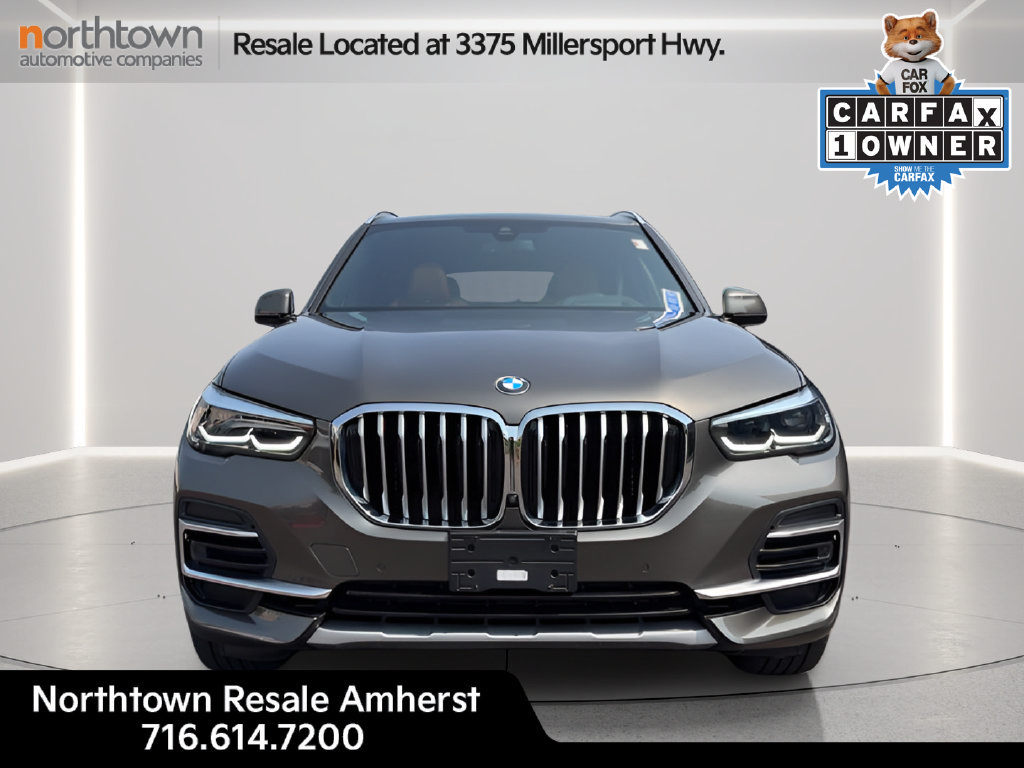 Used 2023 BMW X5 xDrive40i w/ Premium Package AWD/4WD image 2