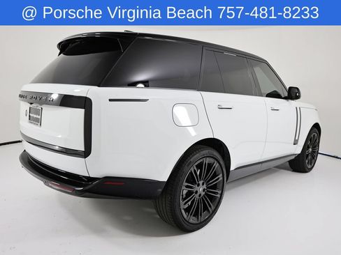 Used 2025 Land Rover Range Rover SE AWD/4WD image 5