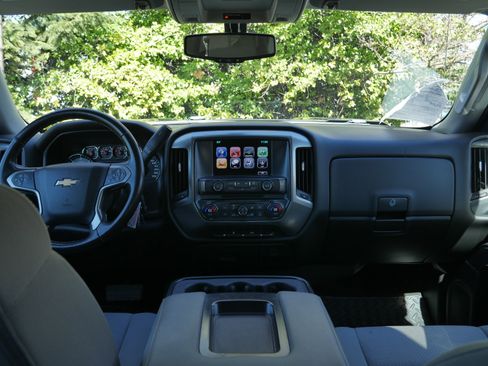 Used 2018 Chevrolet Silverado 1500 LT w/ All Star Edition image 9