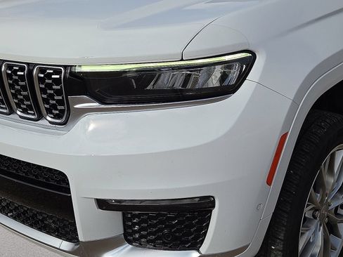 Used 2023 Jeep Grand Cherokee L Summit w/ MOPAR Finishing Package AWD/4WD image 9
