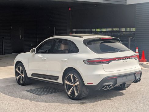 New 2026 Porsche Macan image 3