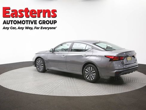 Used 2023 Nissan Altima 2.5 SV AWD/4WD image 63