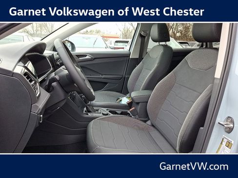 New 2026 Volkswagen Taos SE AWD/4WD image 5