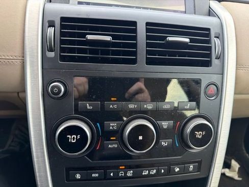 Used 2018 Land Rover Discovery Sport HSE AWD/4WD image 10