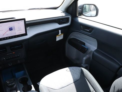 New 2026 Ford Maverick XLT AWD/4WD image 13