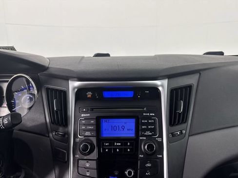 Used 2011 Hyundai Sonata GLS FWD image 6