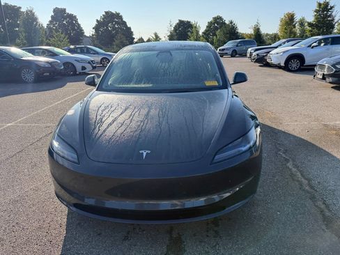 Used 2024 Tesla Model 3 Standard Range RWD image 2