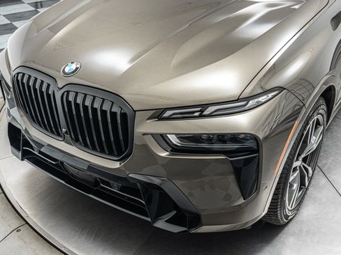 Used 2026 BMW X7 xDrive40i w/ M Sport Package AWD/4WD image 36