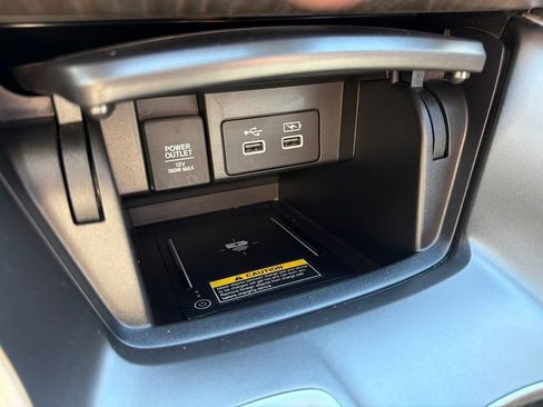 Certified 2022 Honda Accord Touring image 33
