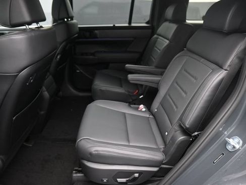 Used 2026 Hyundai Santa Fe Calligraphy AWD/4WD image 11