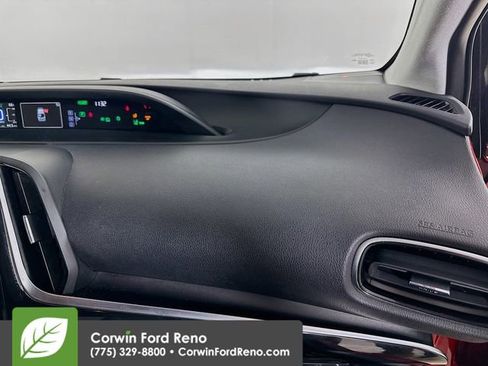 Used 2018 Toyota Prius Prime Advanced FWD image 29