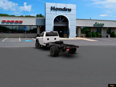 New 2026 RAM 5500 Tradesman AWD/4WD image 5