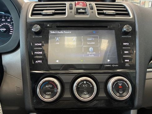 Used 2017 Subaru Forester 2.5i Limited image 25