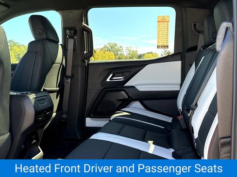 New 2025 Chevrolet Silverado EV RST AWD/4WD image 20