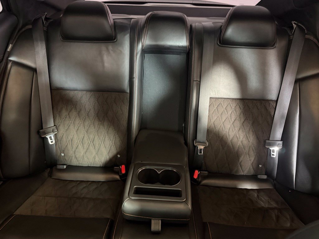 Used 2023 Nissan Maxima SR w/ Sport Mat Group FWD image 21