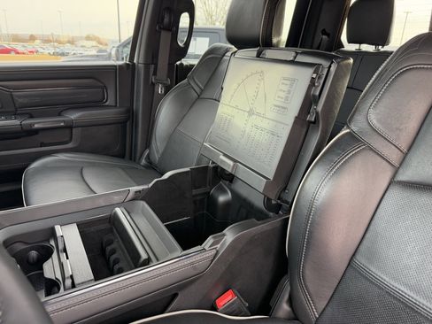 Used 2024 RAM 2500 Limited image 25