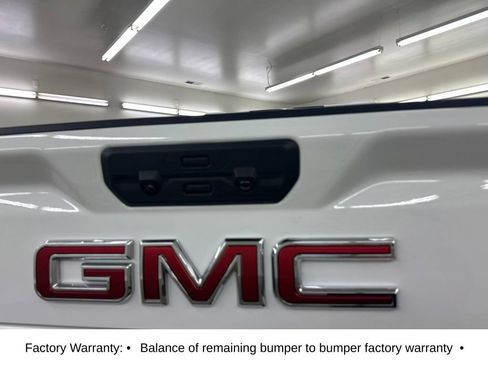Used 2025 GMC Sierra 2500 Denali w/ Denali Reserve Package AWD/4WD image 14