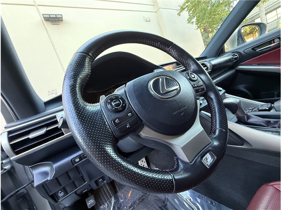 Used 2016 Lexus IS 350 AWD w/ F Sport Package image 9