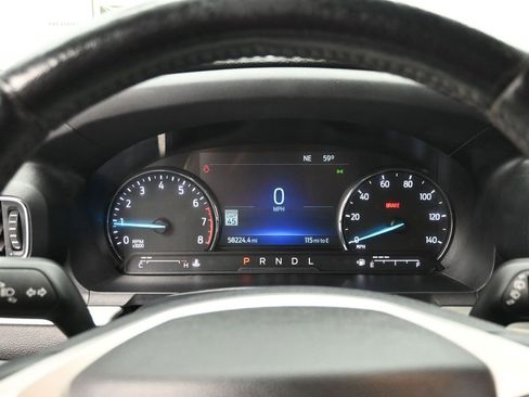 Used 2022 Ford Explorer XLT w/ Equipment Group 202A image 18