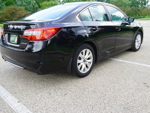 Used 2015 Subaru Legacy 2.5i Premium w/ Popular Package #2 AWD/4WD image 7