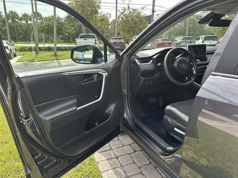 Used 2024 Toyota RAV4 LE FWD image 22
