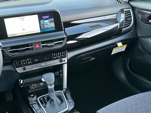 New 2026 Kia Seltos S image 22