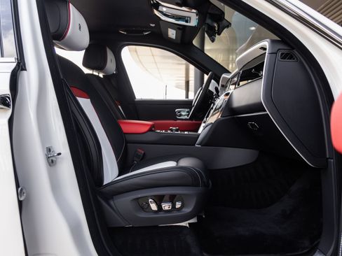 New 2026 Rolls-Royce Cullinan AWD/4WD image 53