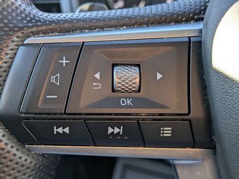 Used 2024 Mitsubishi Outlander SE image 16